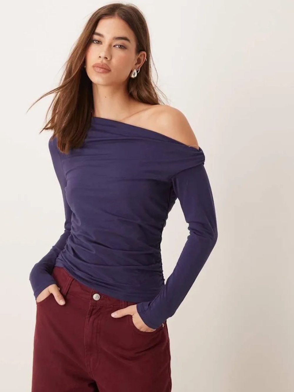 Abercrombie Women’s Off-Shoulder Long Sleeve Top in Deep Purple
